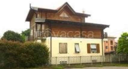 casa indipendente in vendita a Turate