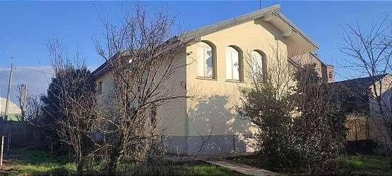 casa indipendente in vendita a Turate