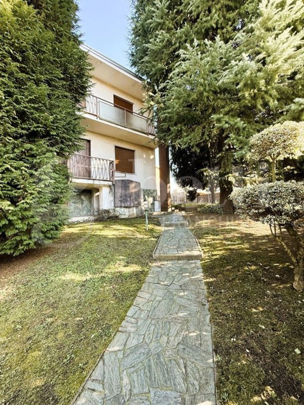casa indipendente in vendita a Turate