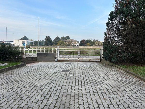 ufficio in vendita a Turate