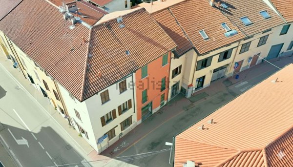 casa indipendente in vendita a Turate