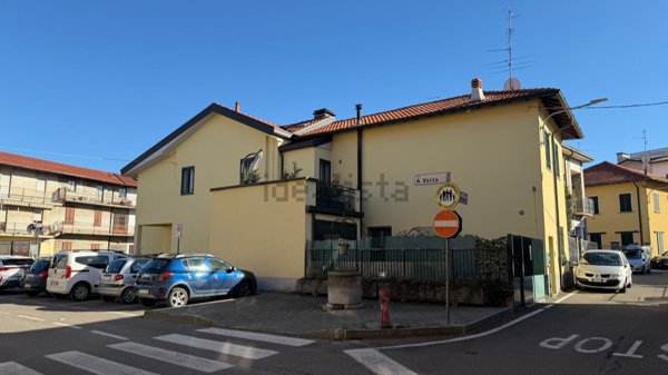 appartamento in vendita a Turate