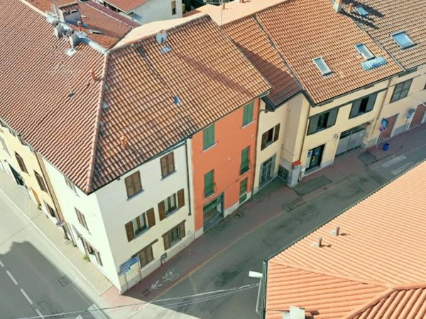 casa indipendente in vendita a Turate