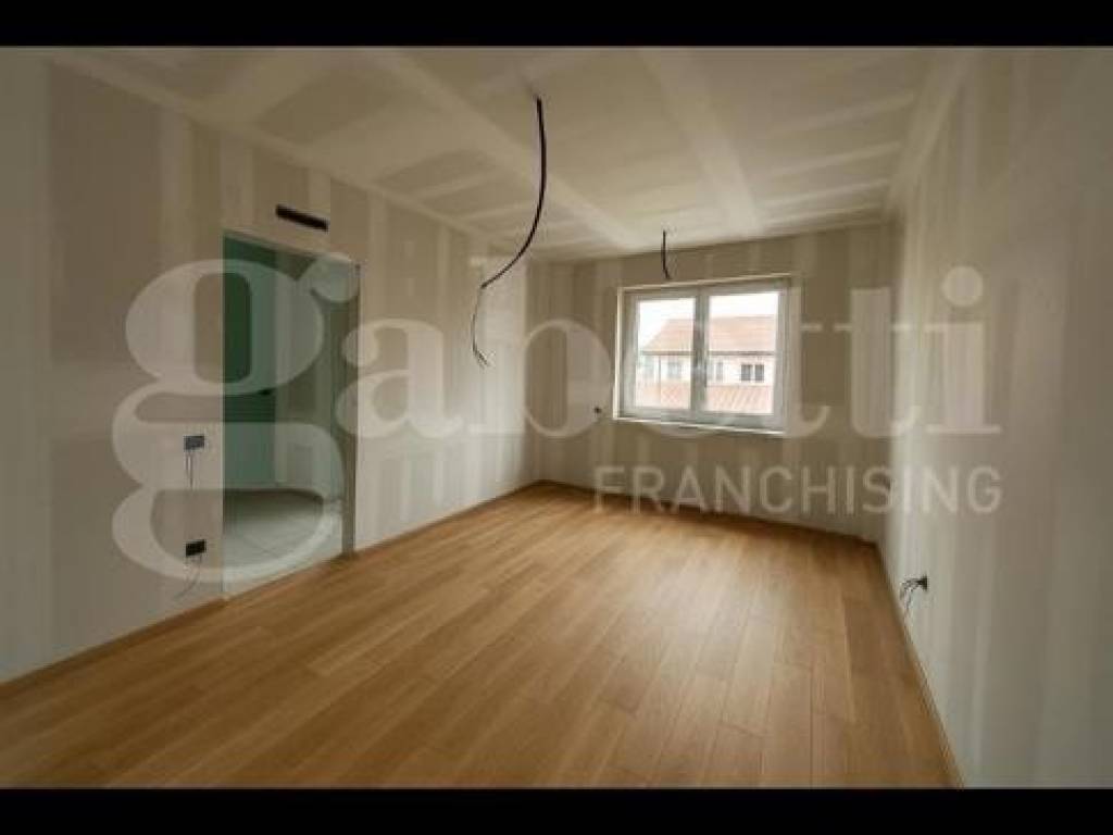 appartamento in vendita a Turate