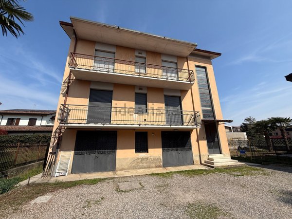appartamento in vendita a Turate