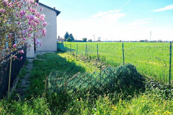 appartamento in vendita a Turate