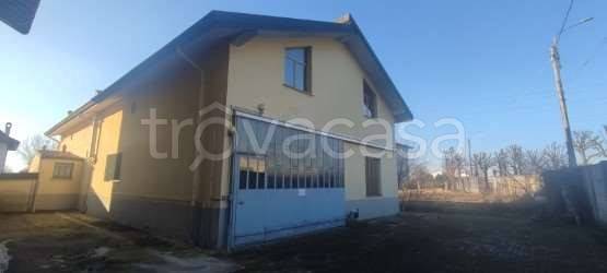 appartamento in vendita a Turate in zona Santa Maria