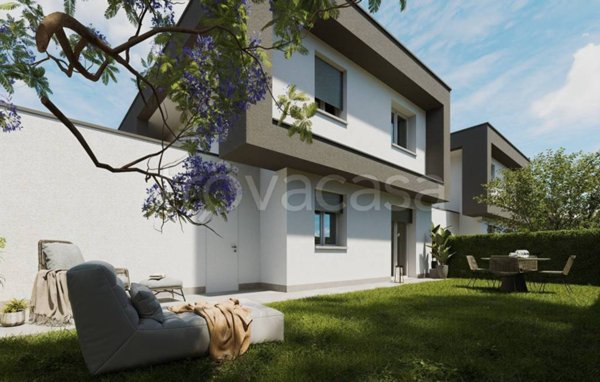 casa indipendente in vendita a Turate