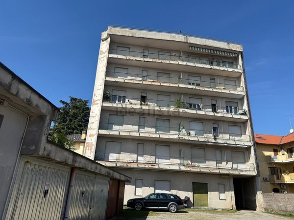appartamento in vendita a Turate