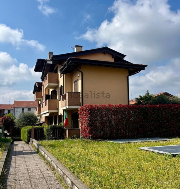 appartamento in vendita a Turate