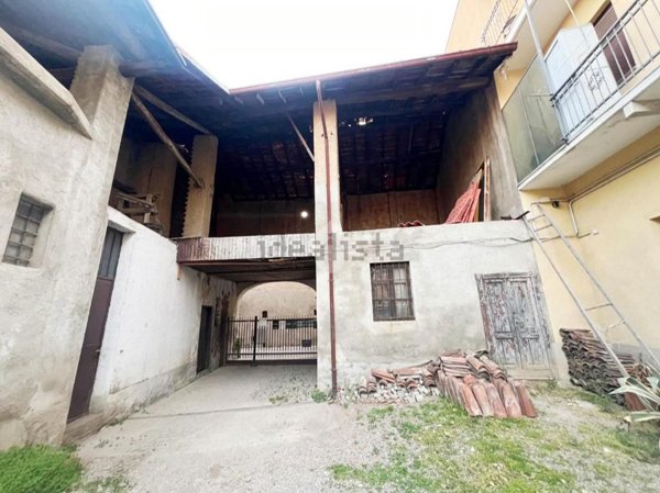 appartamento in vendita a Turate