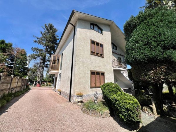 casa indipendente in vendita a Turate