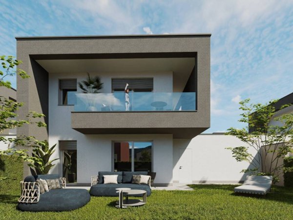 casa indipendente in vendita a Turate