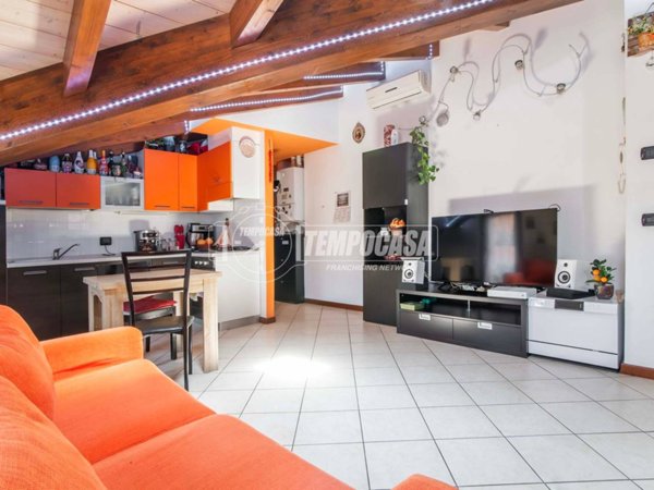appartamento in vendita a Turate