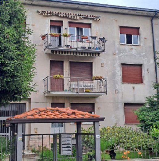 appartamento in vendita a Turate