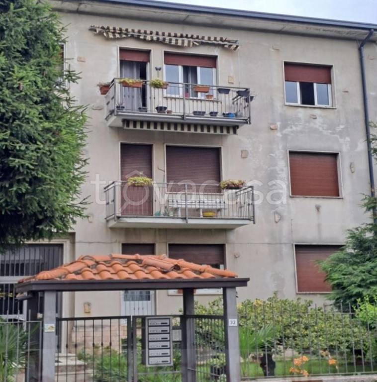 appartamento in vendita a Turate