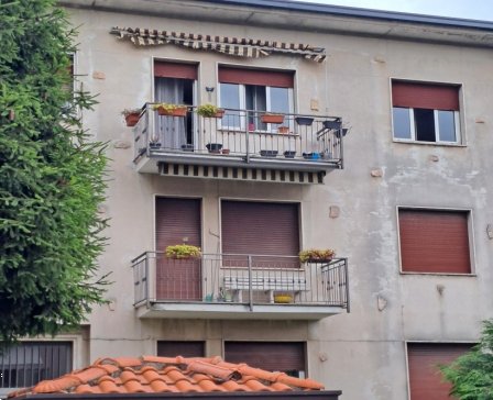 appartamento in vendita a Turate in zona Santa Maria