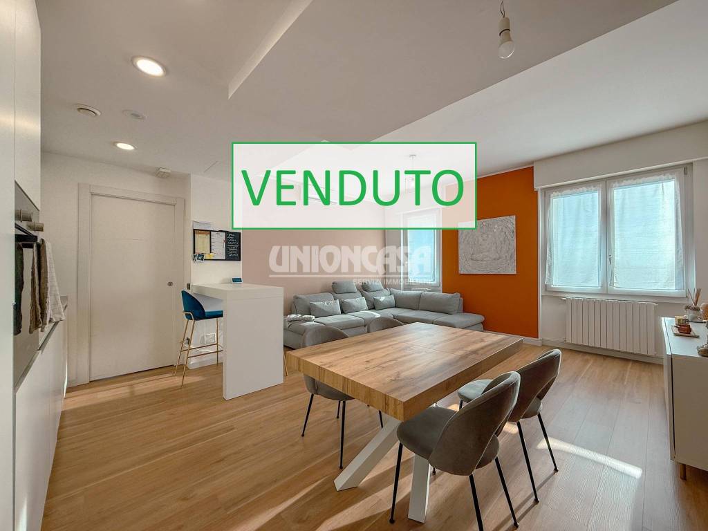 appartamento in vendita a Turate in zona Santa Maria