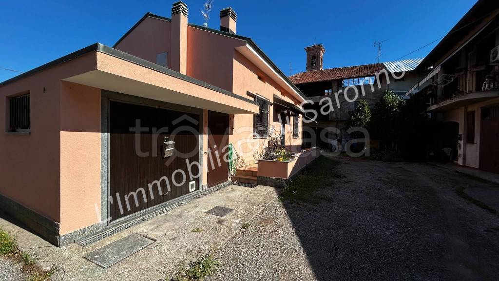 casa indipendente in vendita a Turate