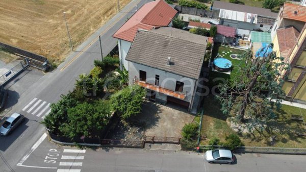 casa indipendente in vendita a Turate in zona Fagnana