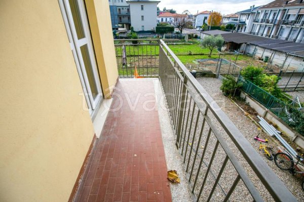 appartamento in vendita a Turate in zona Santa Maria