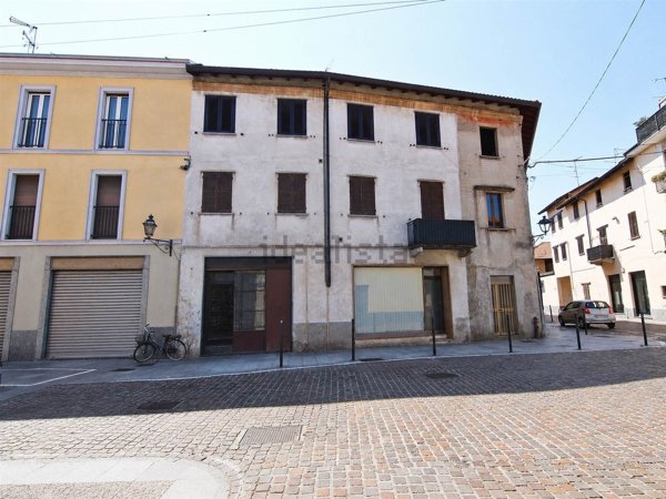 appartamento in vendita a Turate