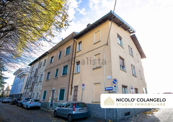 appartamento in vendita a Turate in zona Santa Maria