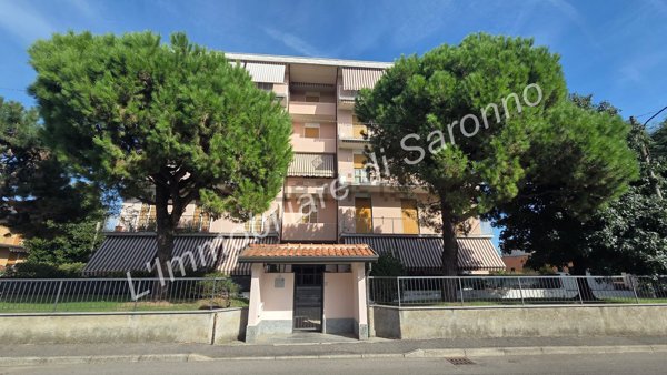 appartamento in vendita a Turate in zona Santa Maria
