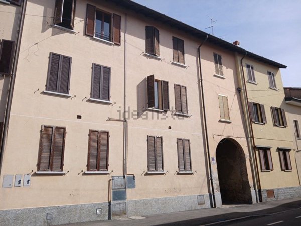 appartamento in vendita a Turate in zona Santa Maria
