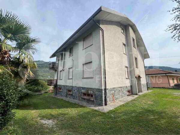 appartamento in vendita a Valbrona