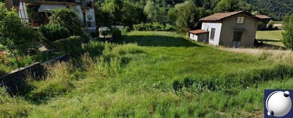 terreno edificabile in vendita a Valbrona in zona Visino