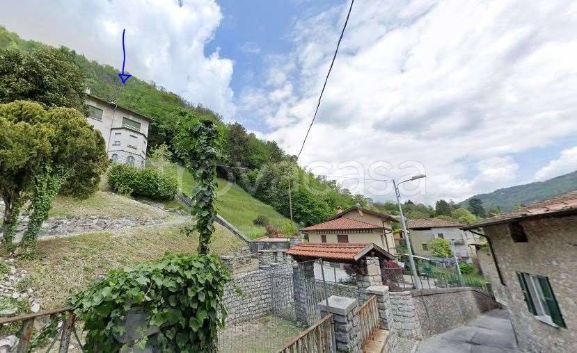 appartamento in vendita a Valbrona in zona Visino