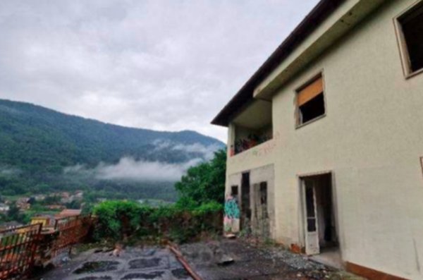 appartamento in vendita a Valbrona