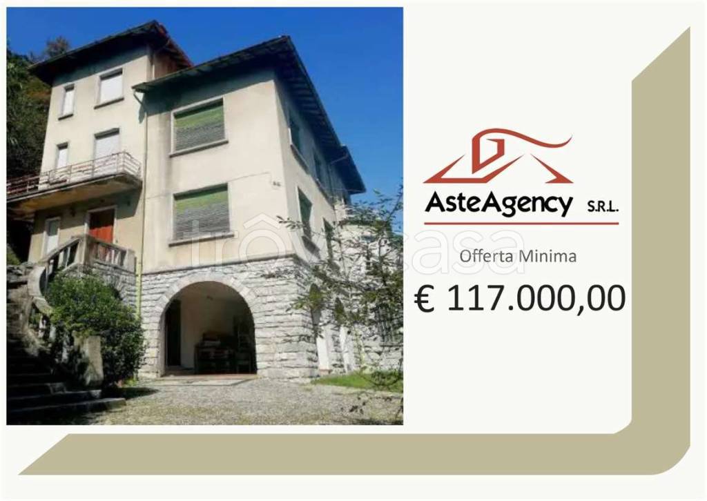 casa indipendente in vendita a Valbrona in zona Visino