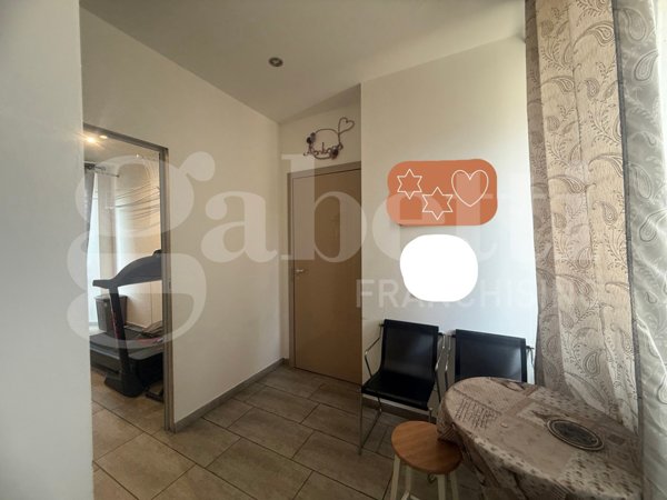 casa indipendente in vendita a Valbrona