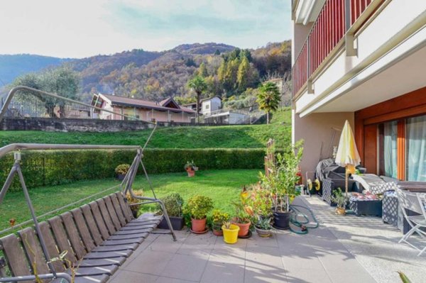 appartamento in vendita a Valbrona in zona Maisano