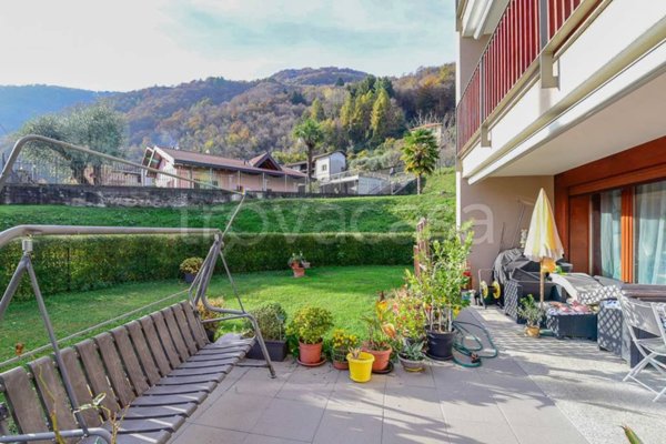 appartamento in vendita a Valbrona in zona Maisano