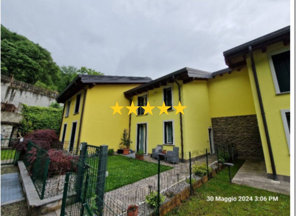 casa indipendente in vendita a Valbrona in zona Visino