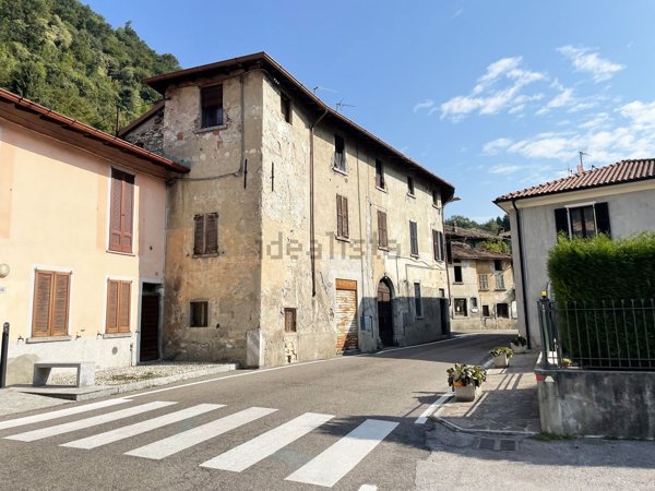 appartamento in vendita a Valbrona