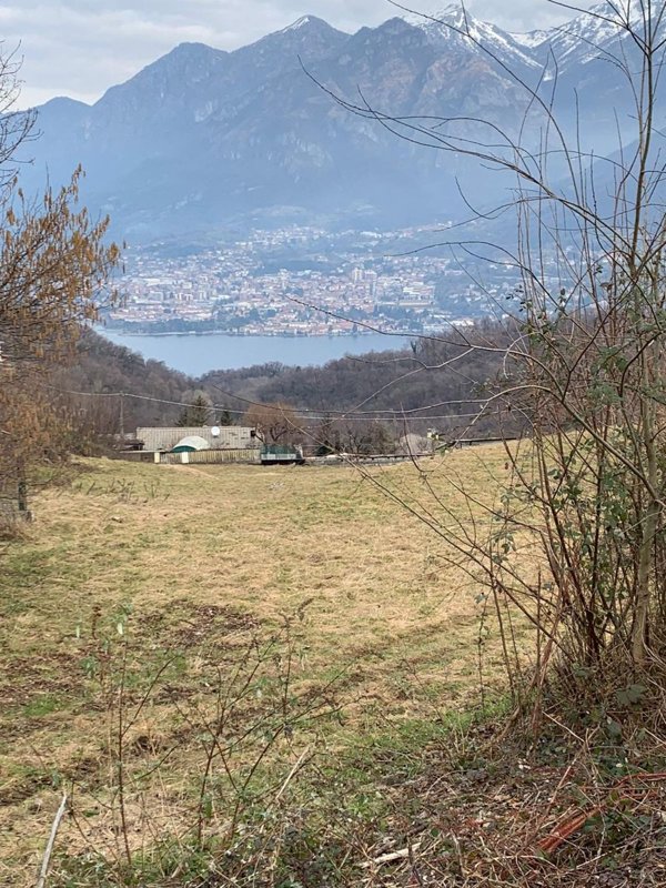 terreno edificabile in vendita a Valbrona