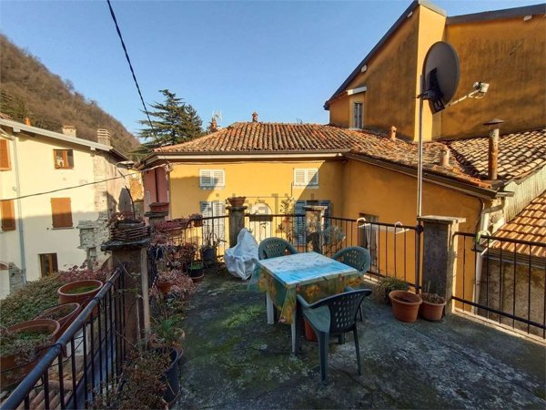 appartamento in vendita a Valbrona