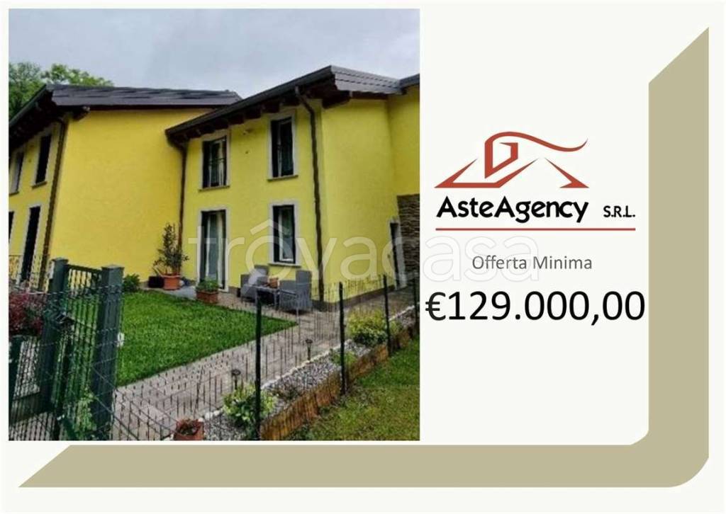 casa indipendente in vendita a Valbrona in zona Visino