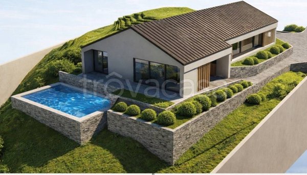 casa indipendente in vendita a Valbrona in zona Osigo