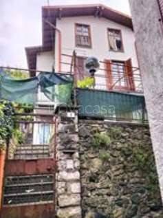 appartamento in vendita a Valbrona in zona Visino