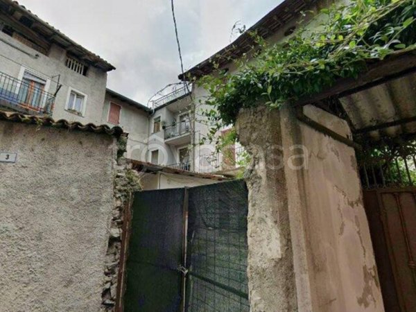 appartamento in vendita a Valbrona in zona Visino