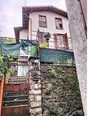 casa indipendente in vendita a Valbrona in zona Visino