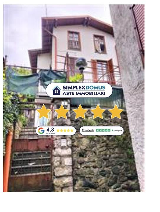 appartamento in vendita a Valbrona in zona Osigo