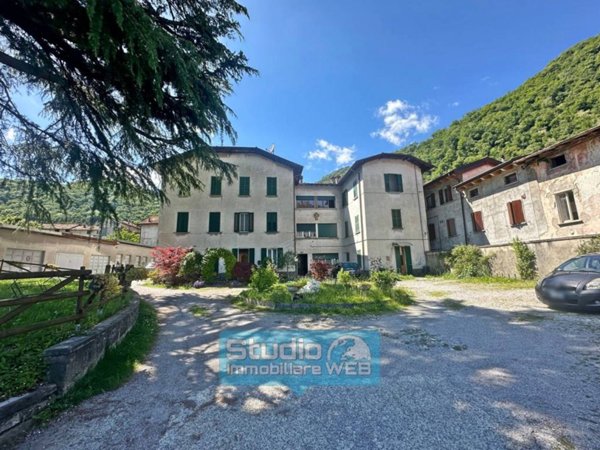 appartamento in vendita a Valbrona in zona Visino