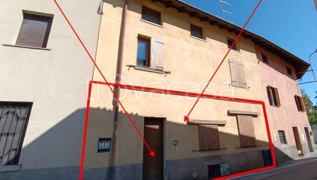 appartamento in vendita a Valbrona in zona Visino