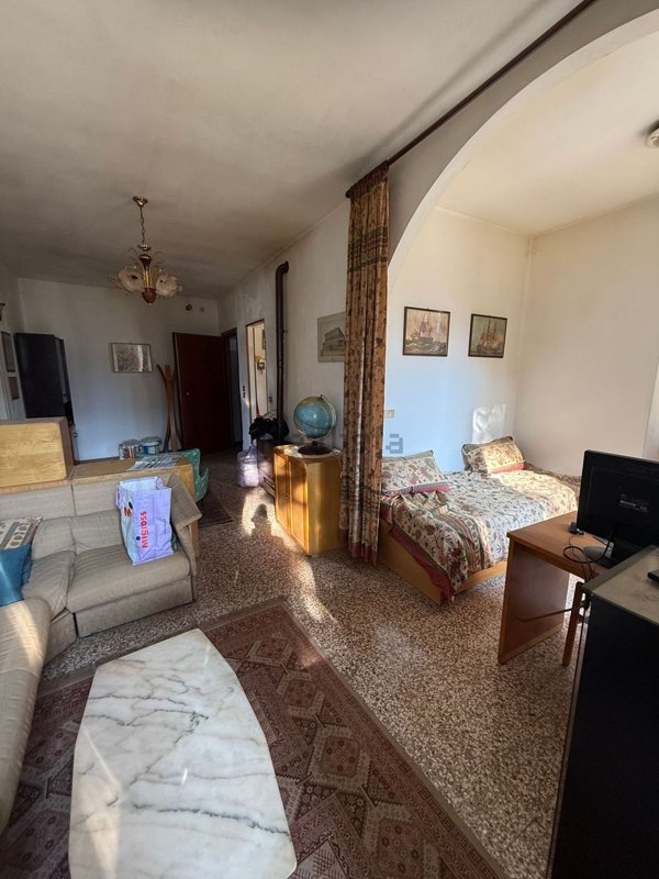 appartamento in vendita a Valbrona in zona Visino